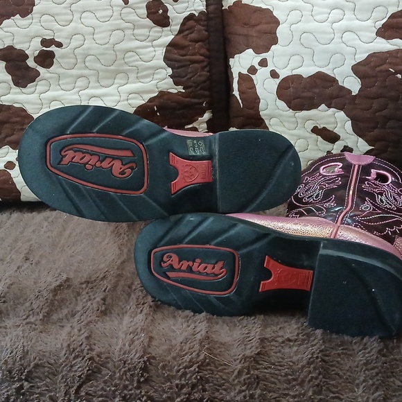 Ariat Pink and Brown Western Boots - Picture 3 of 13